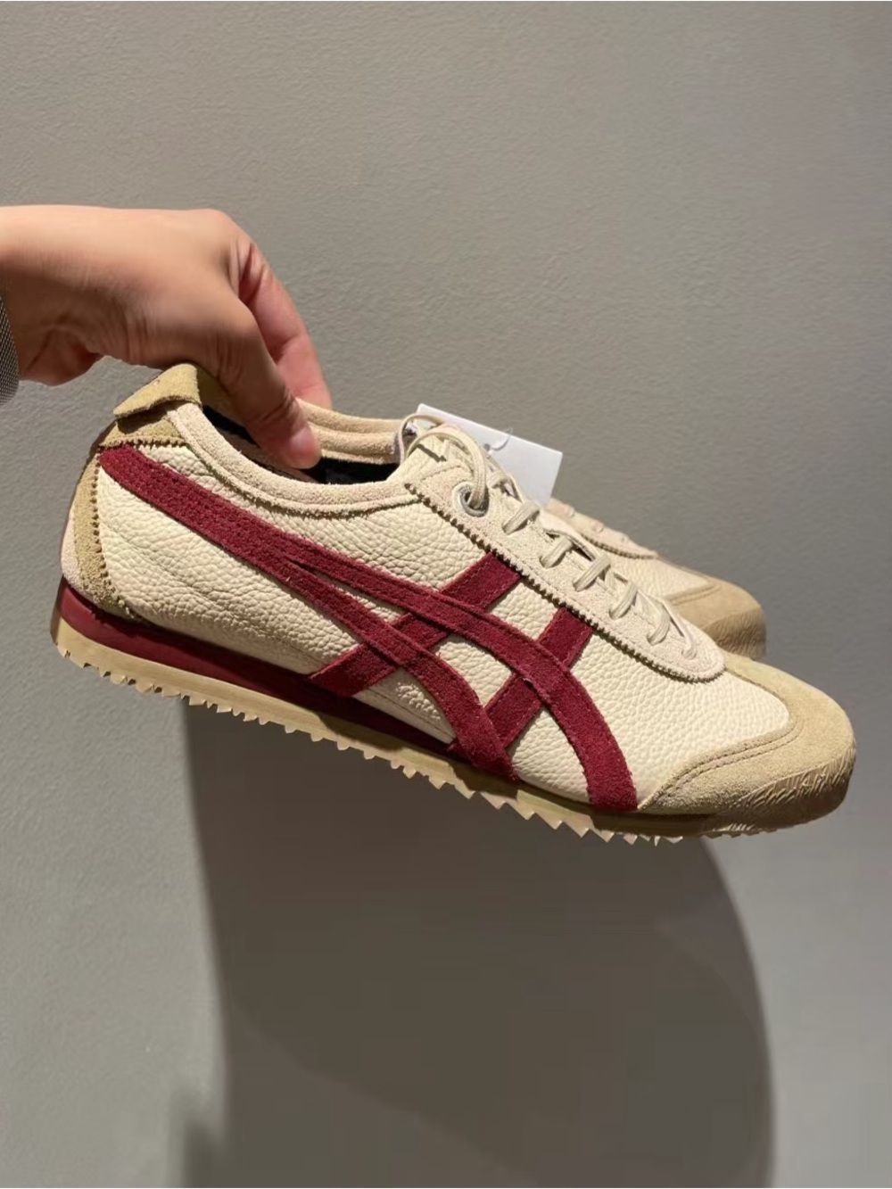 Onitsuka Tiger MEXICO 66 Women's Casual Sneakers – Multiple Sizes